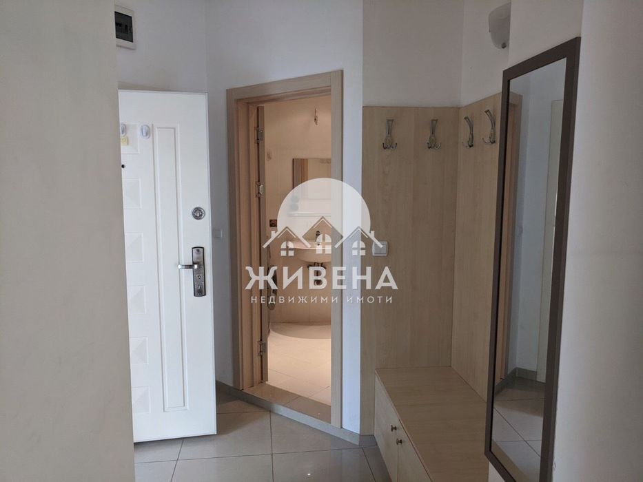 Отдава под наем 4-стаен апартамент в м-т Траката, Варна