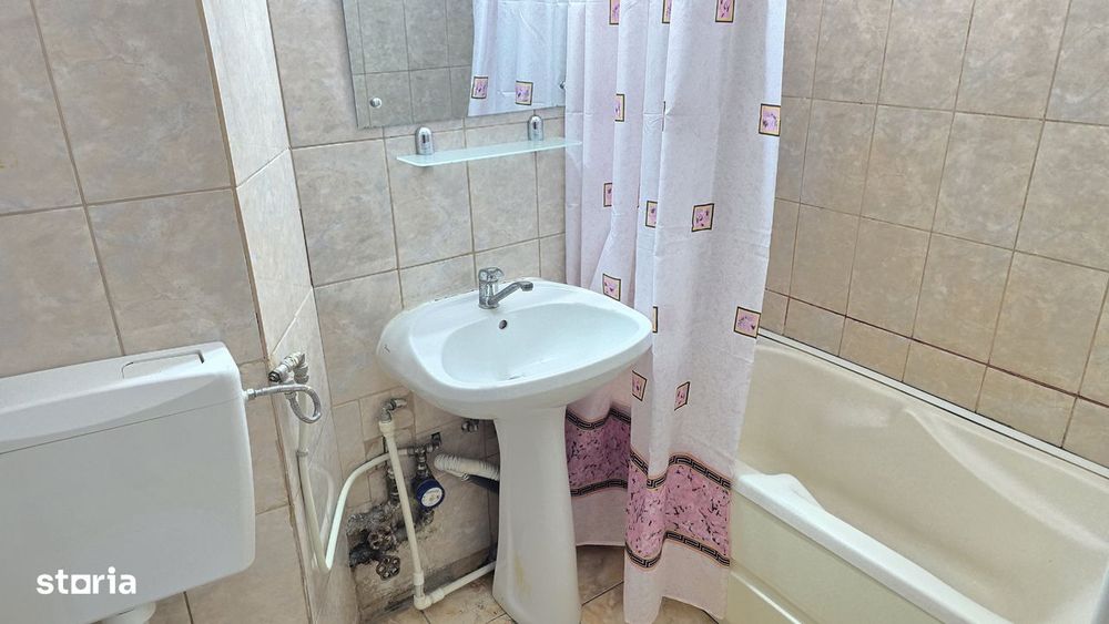 Vand apartament 2 camere Deva, zona Pacii (Cartea Funciara), etaj 1,
