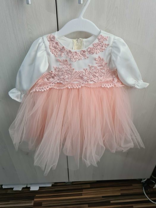 Rochie botez bebelusi