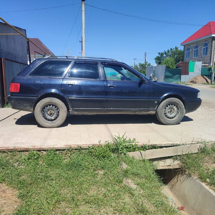 Продам Ауди б4 универсал