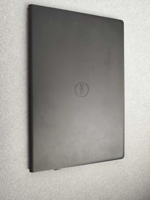 Лаптоп DELL VOSTRO 3510