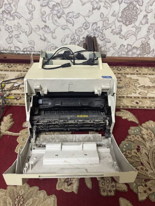 Лазерный принтер Samsung ML-1430