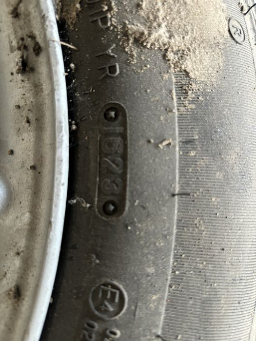 диска шинами 215/60/16