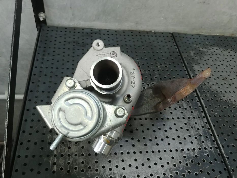 turbina  0.9 tce h4bb408 renault captur renault clio 4 dacia sandero 2 logan 2 144108035r 8201234380 49373-04003