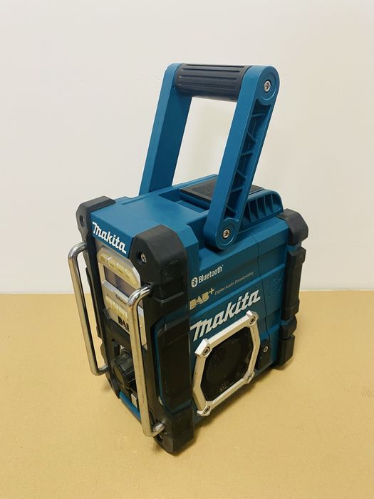 Radio Makita DMR112