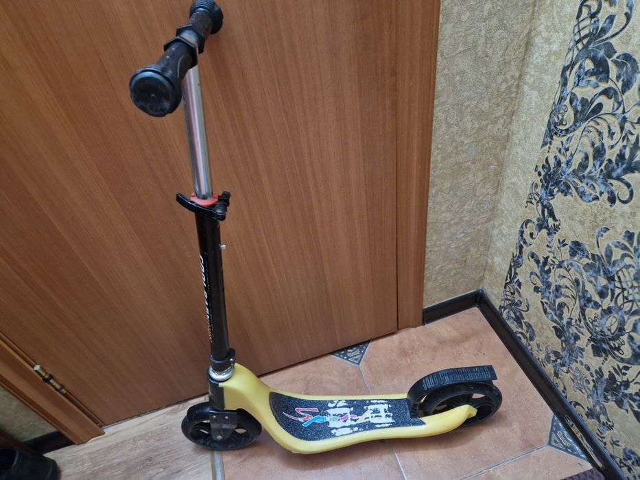 Самокат шустрый детский