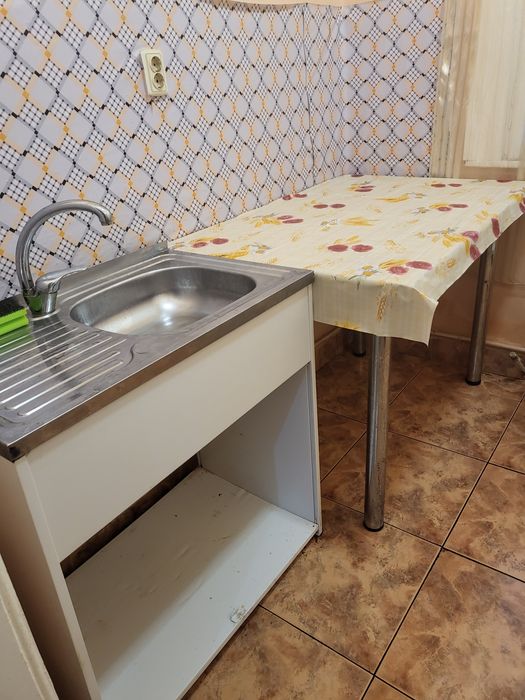 Închiriez casă cu 2 camere in Oradea