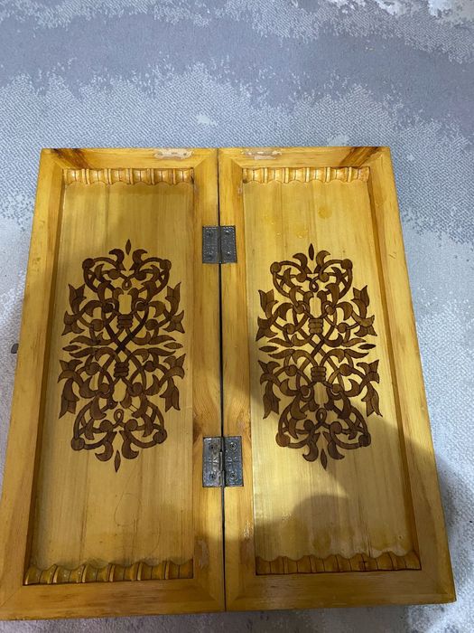 Продам нарды ручной работы.