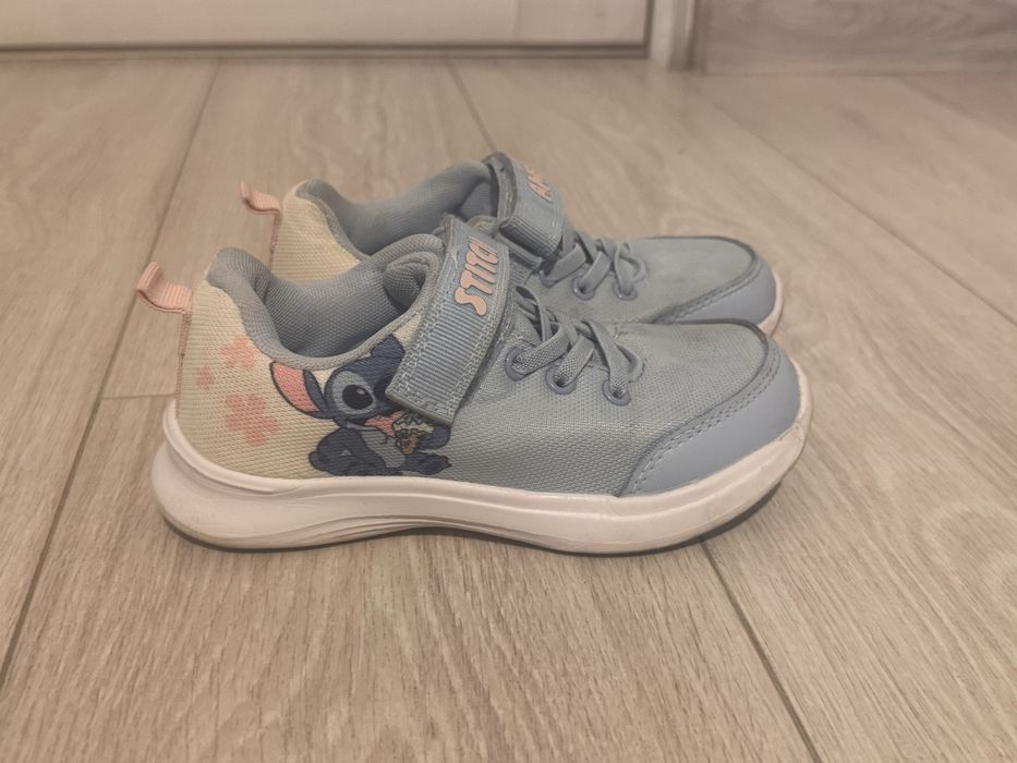 Adidasi+ sandale  comode marimea 29