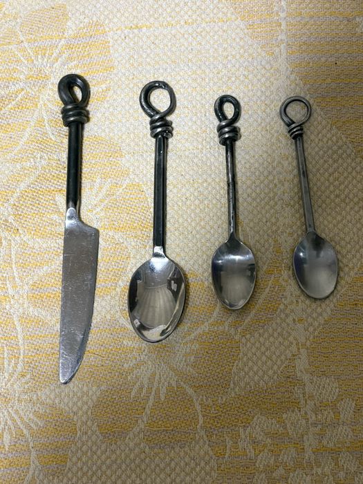 Продам набор столовый