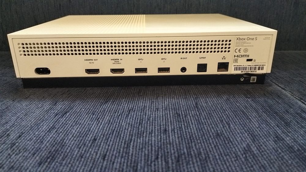 Xbox cip grafic defect,stare estetica 9 din 10 Campenesti • OLX.ro