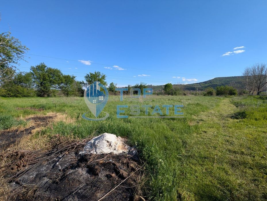 Продава се Парцел в с. Първомайци, Област Велико Търново - 3100 кв.м за 26 €/кв.м - Снимка #1