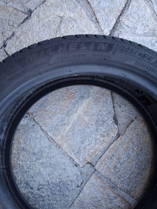 205 45 17 Michelin Primaci
