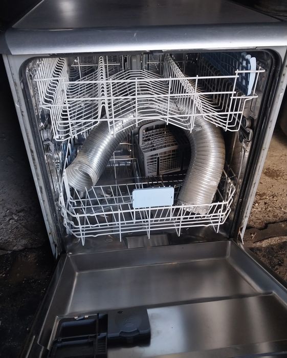 Посудомоечная машина Beko.