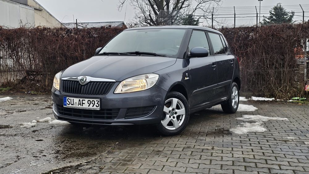Skoda fabia facelift 2010benzina