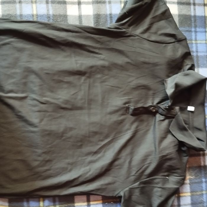 Продам рубашку футболку