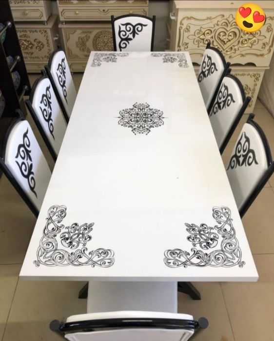 Стол стулья хороший состояние