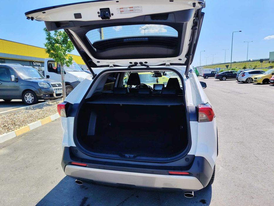 TOYOTA RAV4 2022 — imagine 5