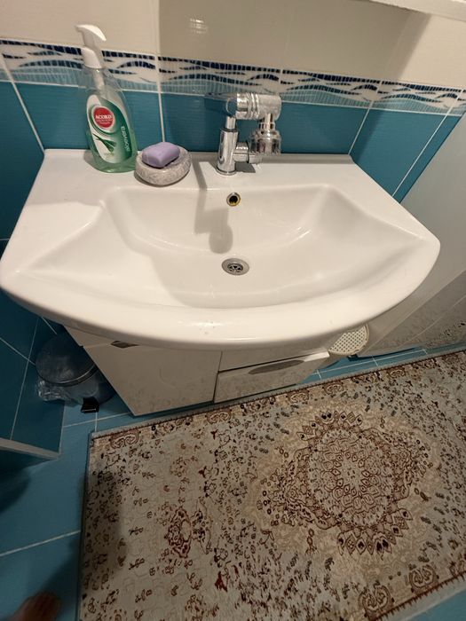 Раковина со шкафом