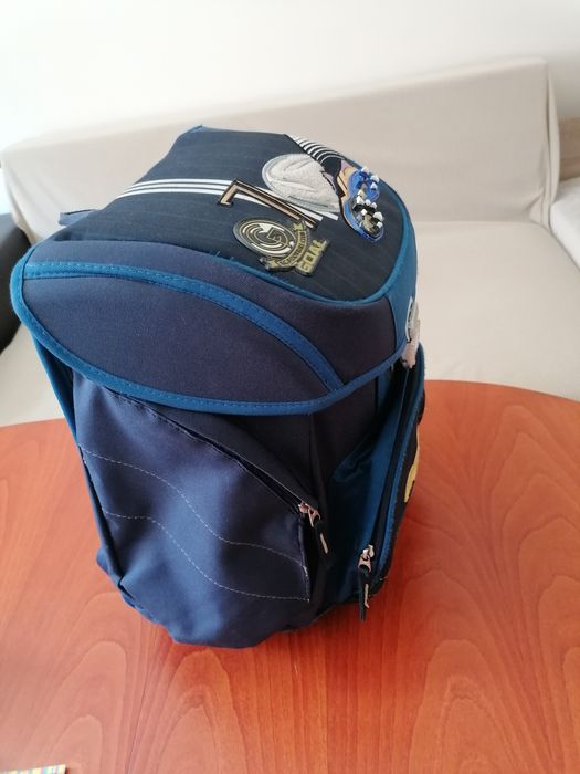 Ученическа раница Target с подарък тетрадки