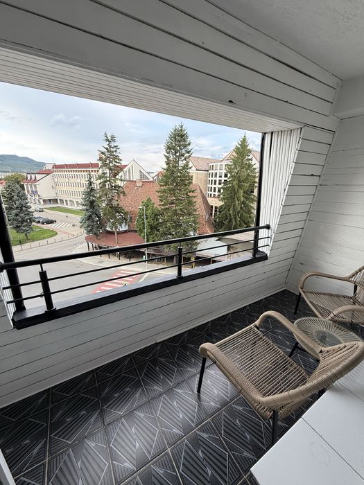 Inchiriere apartament 3 camere in centrul orasului