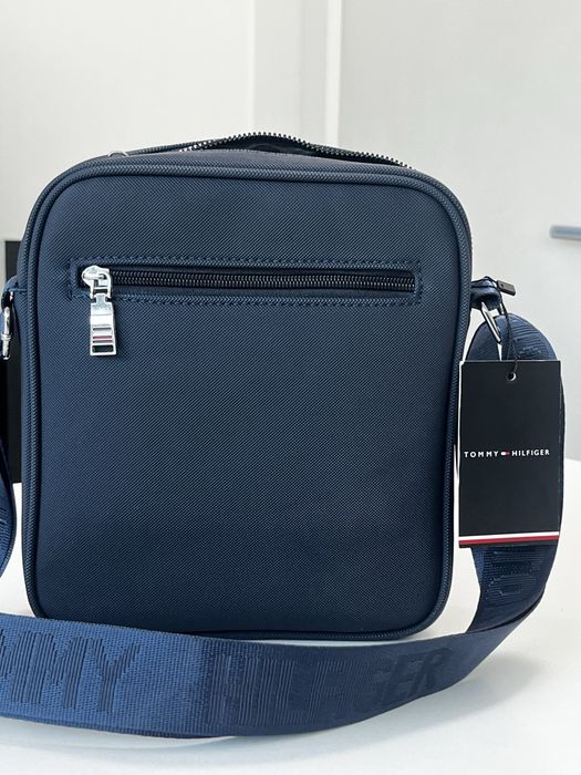 Tommy hilfiger барсетка