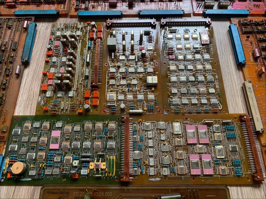 Пункт приема радиодетали и платы