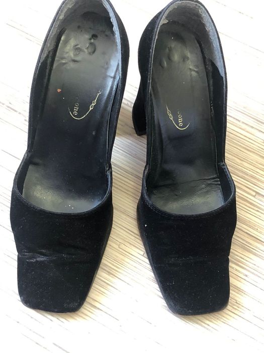 Продам женскую обувь