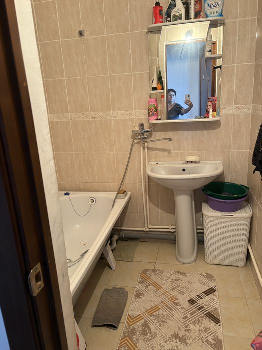 Үй сату.нұрсити 2-микрайон 36дом.