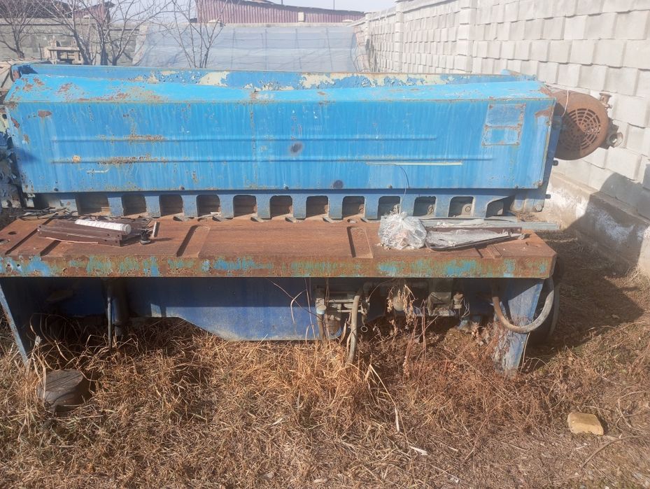 Продам гильотину или стогиб