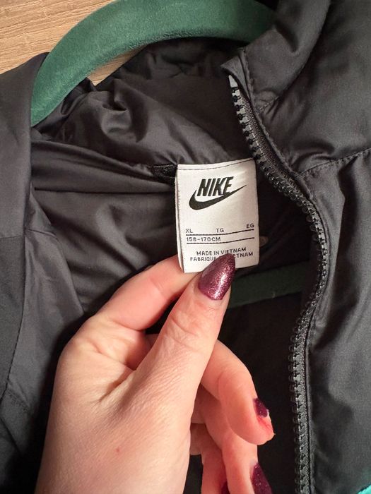 Яке Liverpool F.C. от Nike