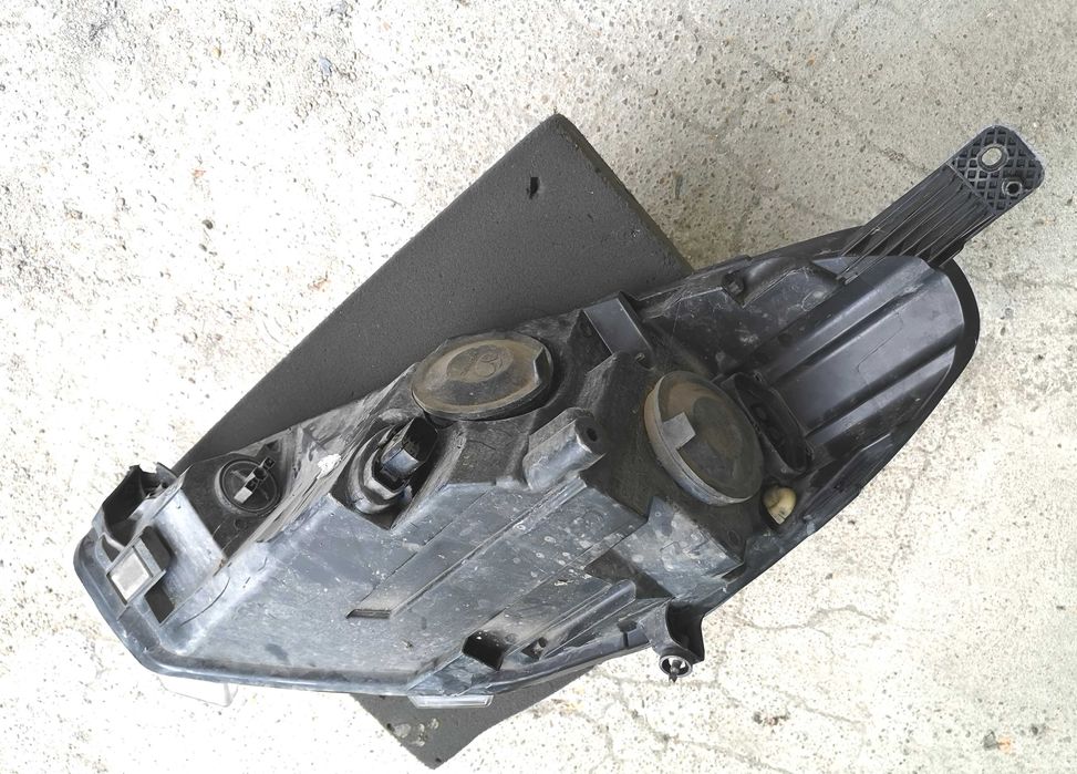 Оригинален фар Ляв Десен Форд Фиеста  Ford Fiesta