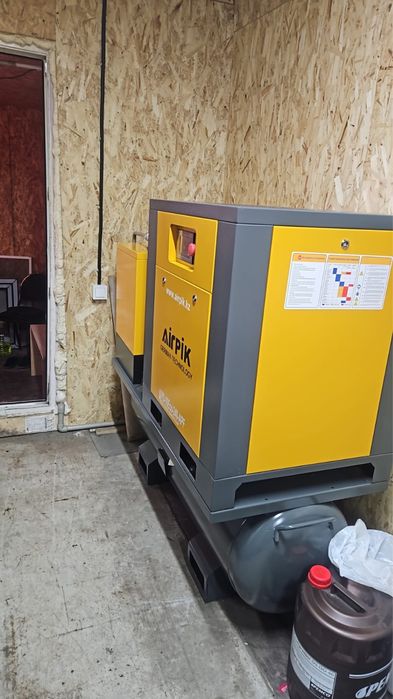 Продам винтовой компрессор