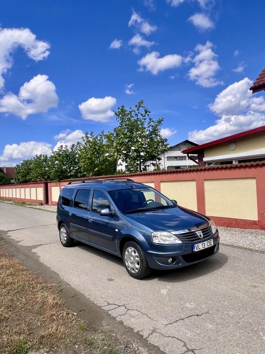 Dacia Logan  7 locuri 2010