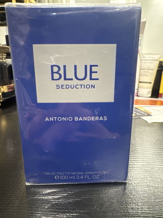 Blue Sedecution Antionio Banderas