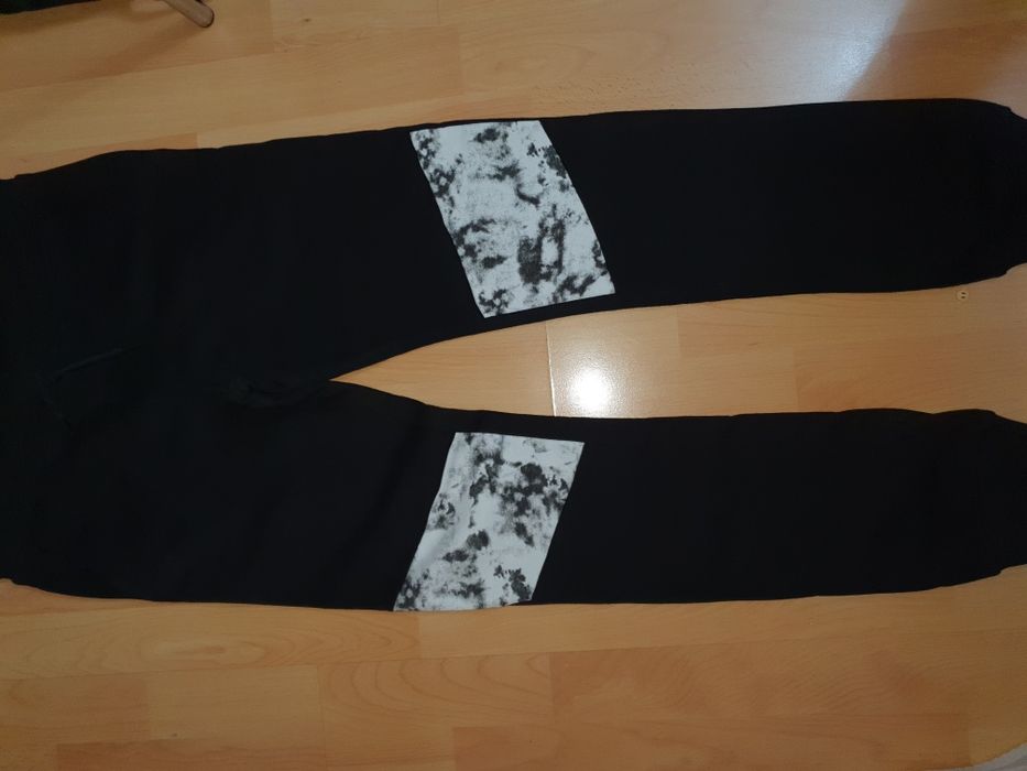 Pantaloni C&A noi mar 13-14 ani