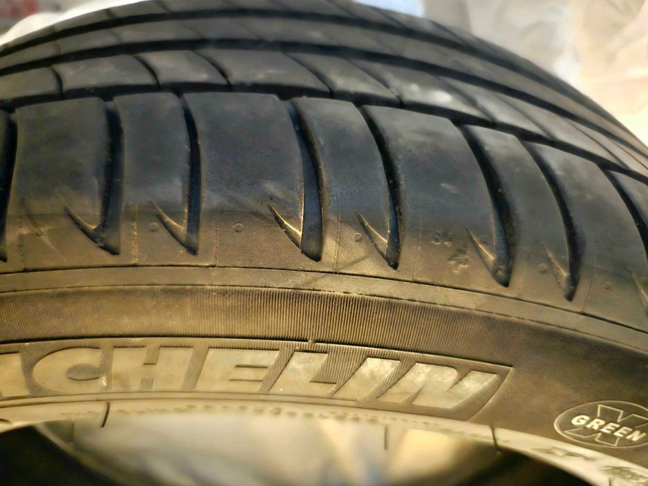 Три летни гуми Michelin 225/50/18