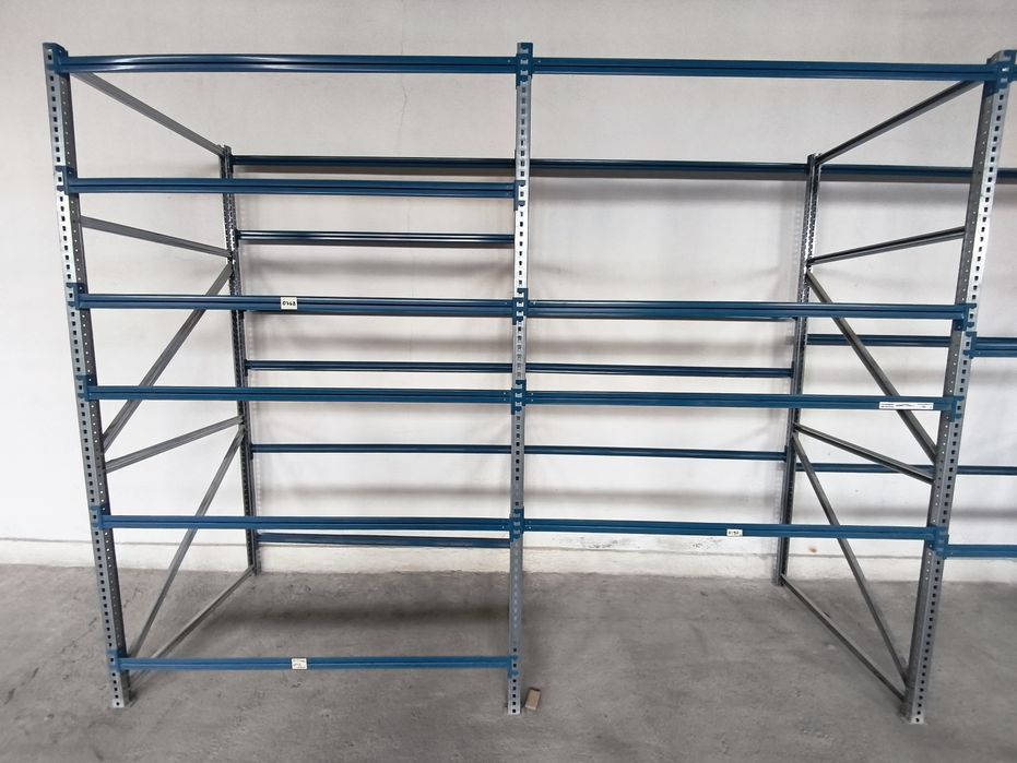 Rafturi metalice, modulare 2,5m, 4 nivele reglabile,  130kg/nivel