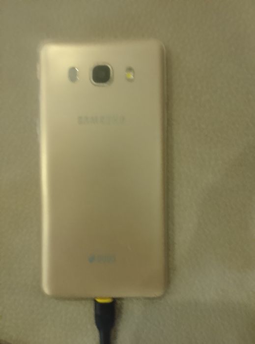 Недорого продам телефон