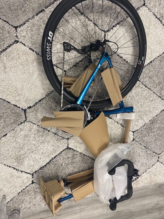 Cube Attain c:62 RACE