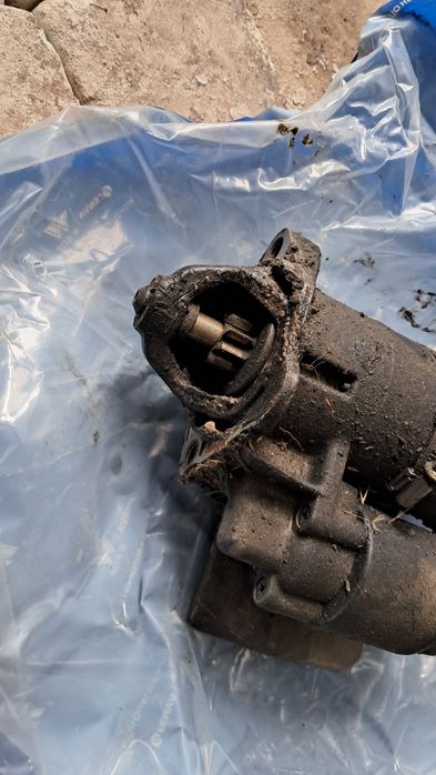 Продам стартер ауди б4