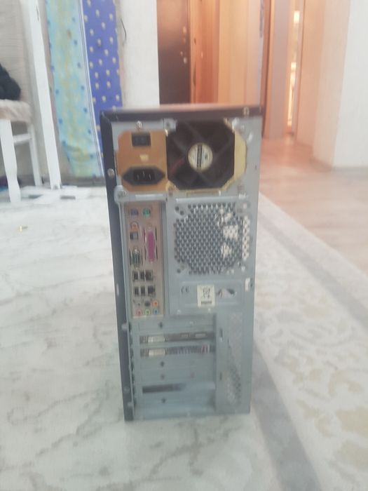 Продам компьютер на запчасти
