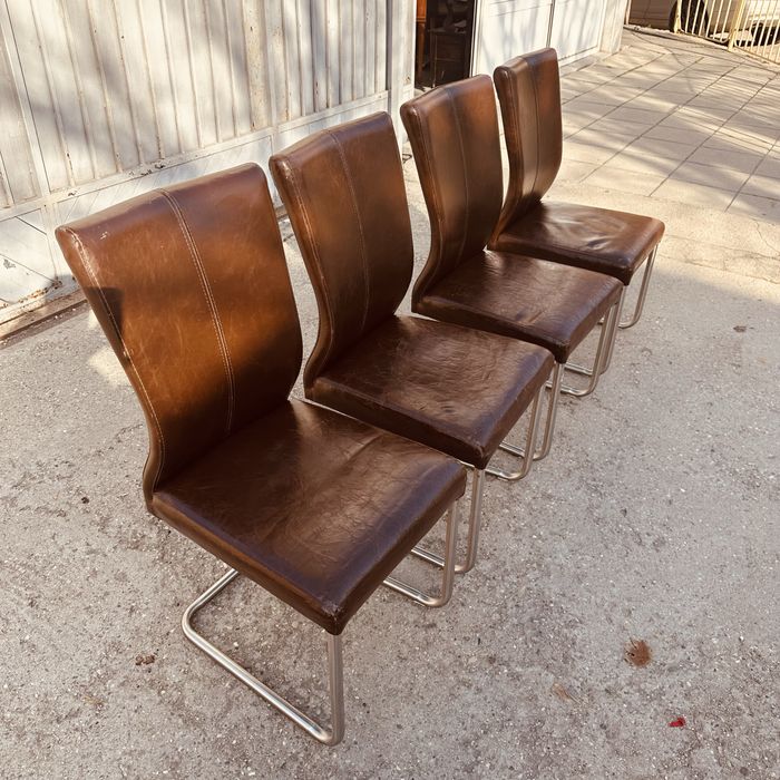 Дизайнерски трапезни столове-късен Baihaus