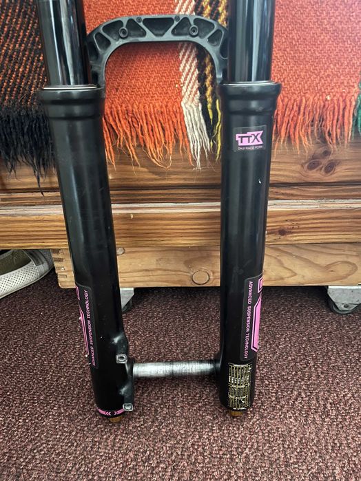 Вилка Ohlins DH38 M.1 Air 20x110 Boost