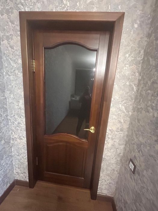 Продается настоящий деревянные двери