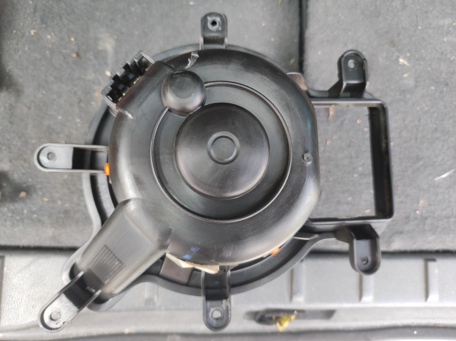 Вентилатор парно за Пежо-5008