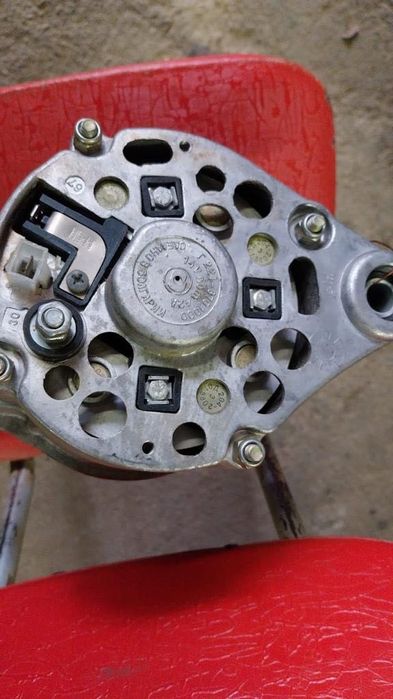 Части за Зил нови