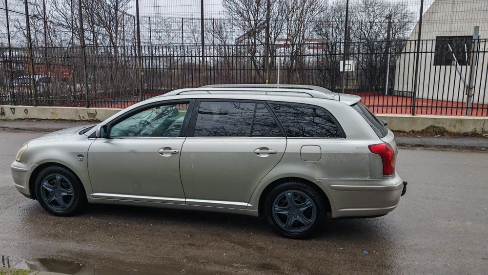 Toyota Avensis 2.0