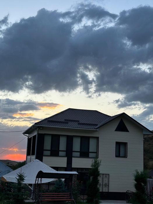 Котедж Бургулюк возле санатори