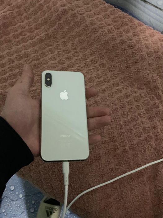 Айфон хс срочно сатылад жыгыттер